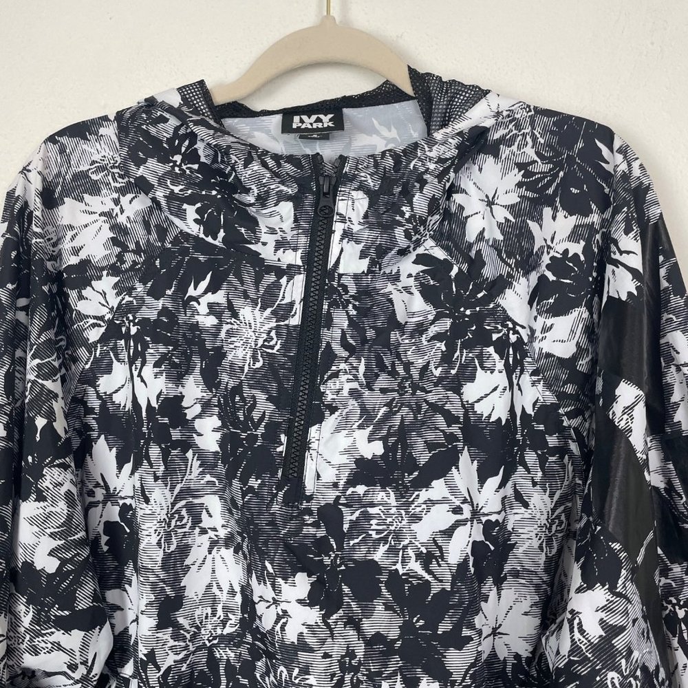 Ivy Park Womans S Black and White Floral Long Sleeve Hooded Windbreaker Pullover - Picture 9 of 11
